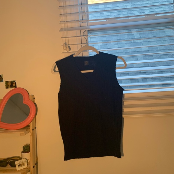 U.S. polo assn sweater vest - Picture 1 of 3